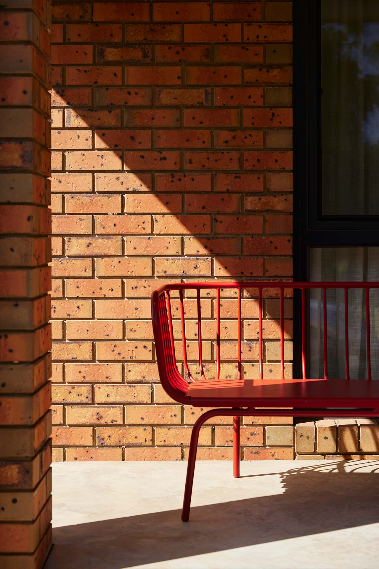 Lodge Lodge Brick Porch Bench